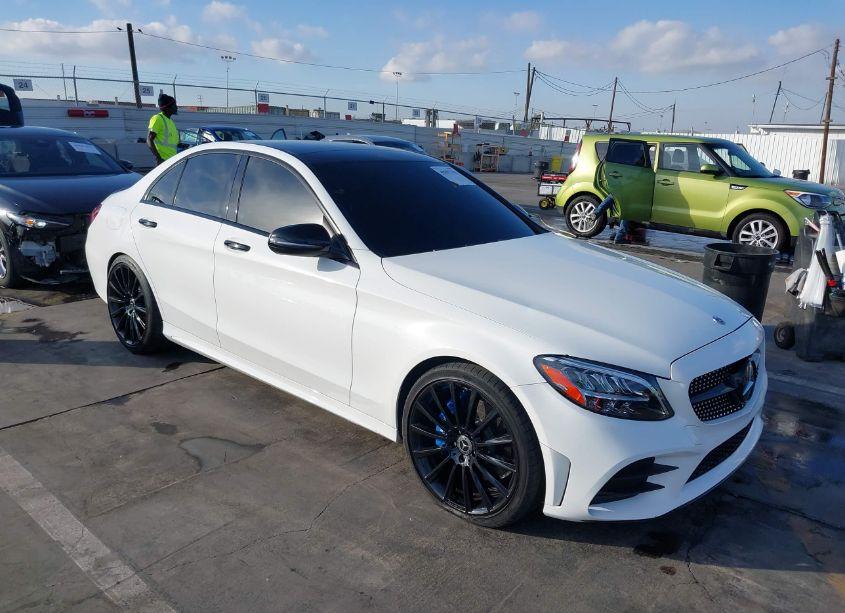 2019 Mercedes-benz C 300 (VIN 55SWF8DB2KU312942) main photo