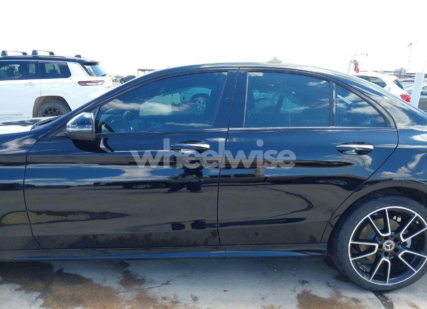Photo 13 of 2019 Mercedes-benz C 300 (VIN 55SWF8DB3KU301934)
