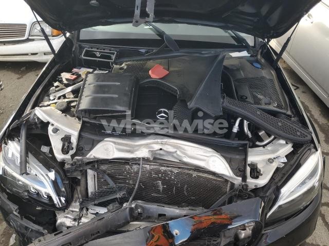 Photo 4 of 2019 MERCEDES-BENZ C 300 (VIN 55SWF8DB3KU314828)
