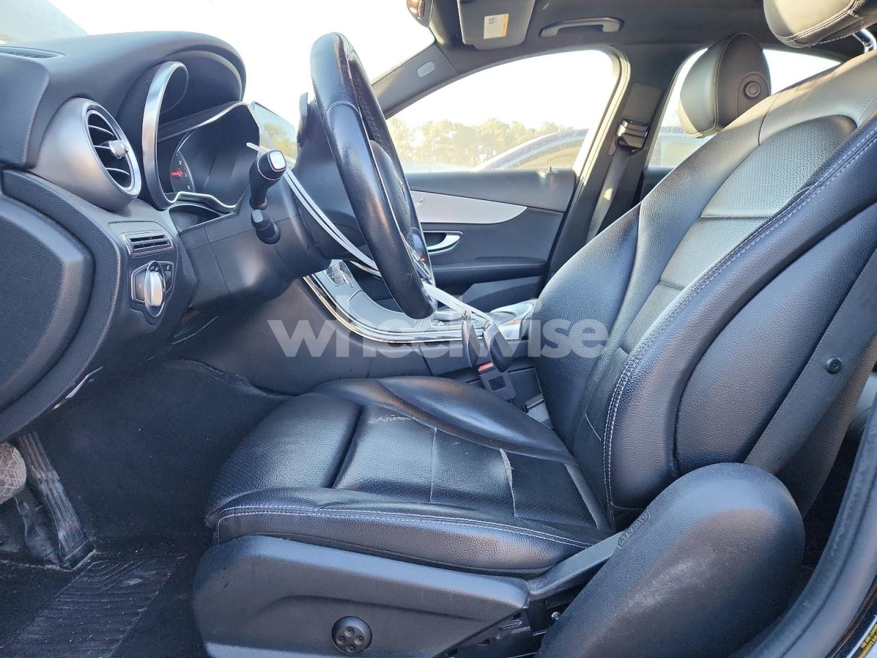 Photo 7 of 2019 MERCEDES-BENZ C 300 (VIN 55SWF8DB4KU286411)