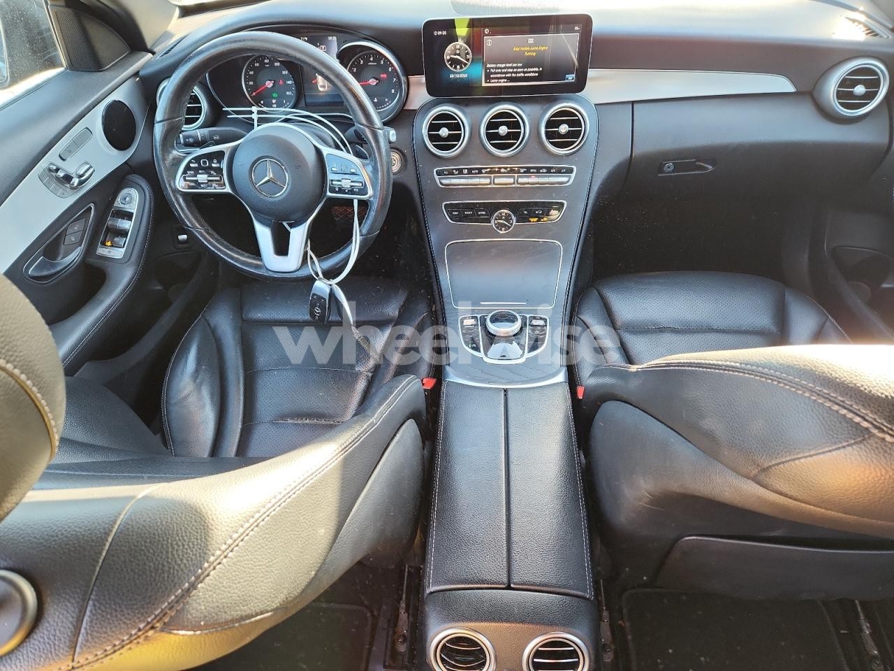 Photo 8 of 2019 MERCEDES-BENZ C 300 (VIN 55SWF8DB4KU286411)