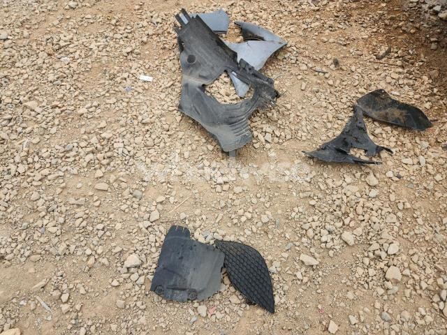 Photo 11 of 2019 MERCEDES-BENZ C 300 (VIN 55SWF8DB4KU287509)