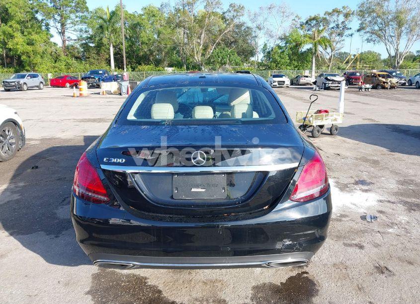 Photo 16 of 2019 Mercedes-benz C 300 (VIN 55SWF8DB4KU299594)