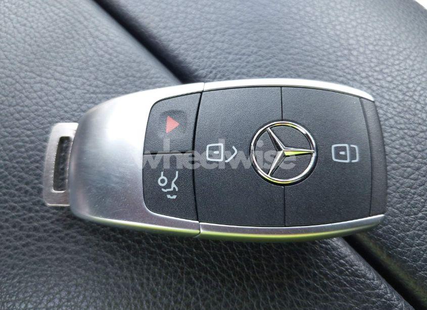 Photo 11 of 2019 Mercedes-benz C 300 (VIN 55SWF8DB4KU309251)