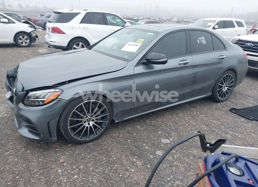 Photo 2 of 2019 Mercedes-benz C 300 (VIN 55SWF8DB5KU293688)