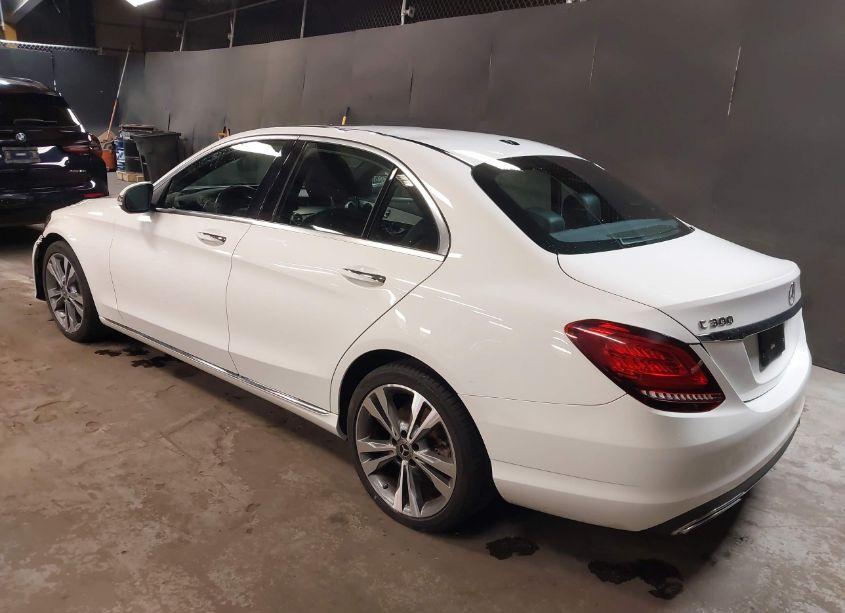 Photo 3 of 2019 Mercedes-benz C 300 (VIN 55SWF8DB5KU301319)