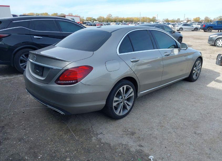 Photo 4 of 2019 Mercedes-benz C 300 (VIN 55SWF8DB5KU313972)
