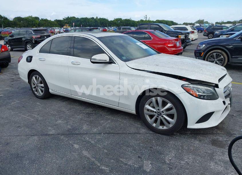 2019 Mercedes-benz C 300 (VIN 55SWF8DB6KU282960) main photo