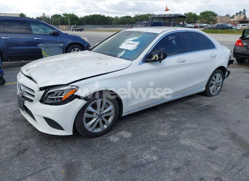 Photo 2 of 2019 Mercedes-benz C 300 (VIN 55SWF8DB6KU282960)