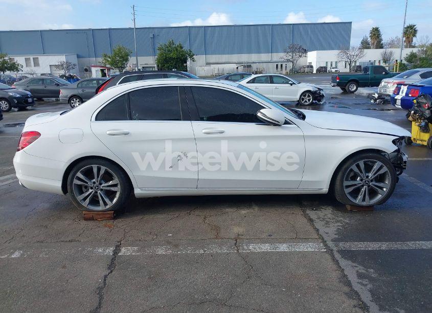 Photo 13 of 2019 Mercedes-benz C 300 (VIN 55SWF8DB6KU308697)