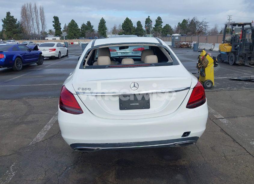 Photo 16 of 2019 Mercedes-benz C 300 (VIN 55SWF8DB6KU308697)