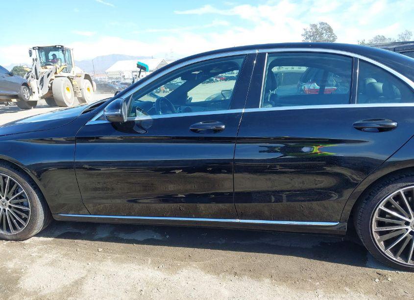 Photo 14 of 2019 Mercedes-benz C 300 (VIN 55SWF8DB7KU316937)