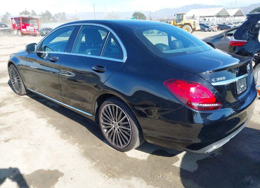 Photo 3 of 2019 Mercedes-benz C 300 (VIN 55SWF8DB7KU316937)