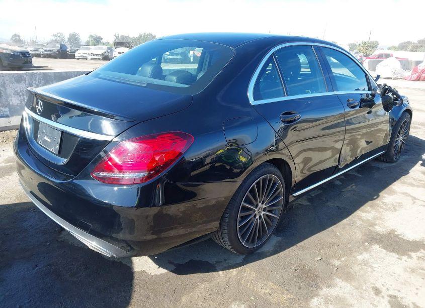 Photo 4 of 2019 Mercedes-benz C 300 (VIN 55SWF8DB7KU316937)