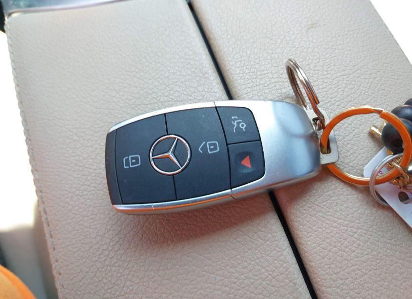 Photo 11 of 2019 Mercedes-benz C 300 (VIN 55SWF8DB8KU294463)