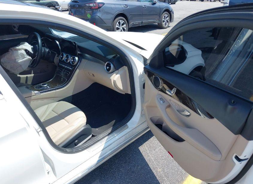Photo 5 of 2019 Mercedes-benz C 300 (VIN 55SWF8DB8KU294463)