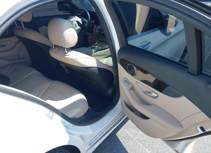 Photo 8 of 2019 Mercedes-benz C 300 (VIN 55SWF8DB8KU294463)