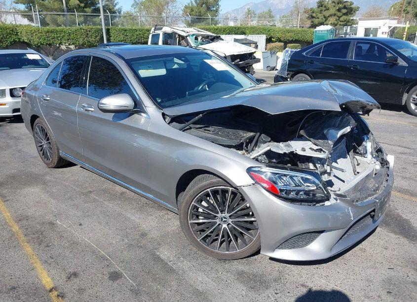 2019 Mercedes-benz C 300 (VIN 55SWF8DB8KU300701) main photo