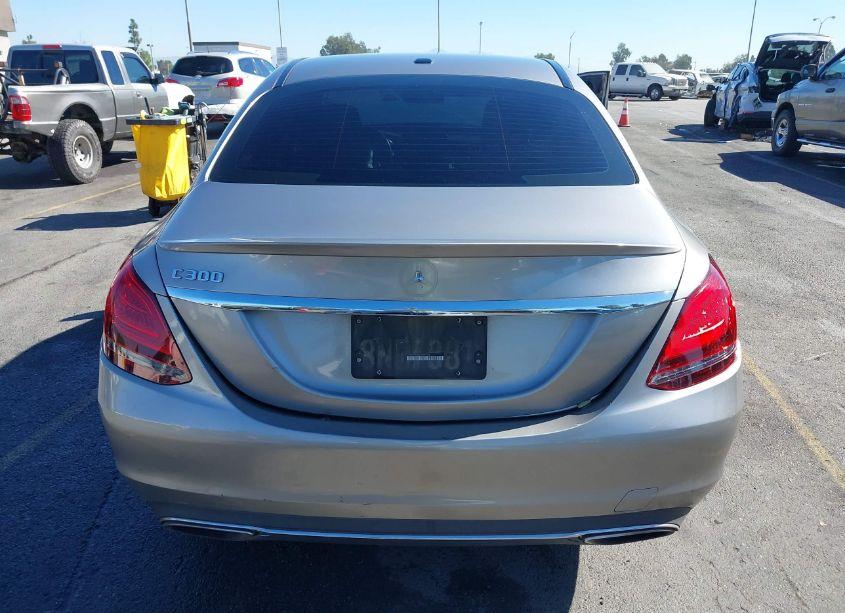 Photo 16 of 2019 Mercedes-benz C 300 (VIN 55SWF8DB8KU300701)