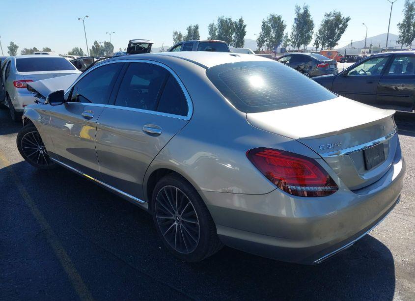 Photo 3 of 2019 Mercedes-benz C 300 (VIN 55SWF8DB8KU300701)