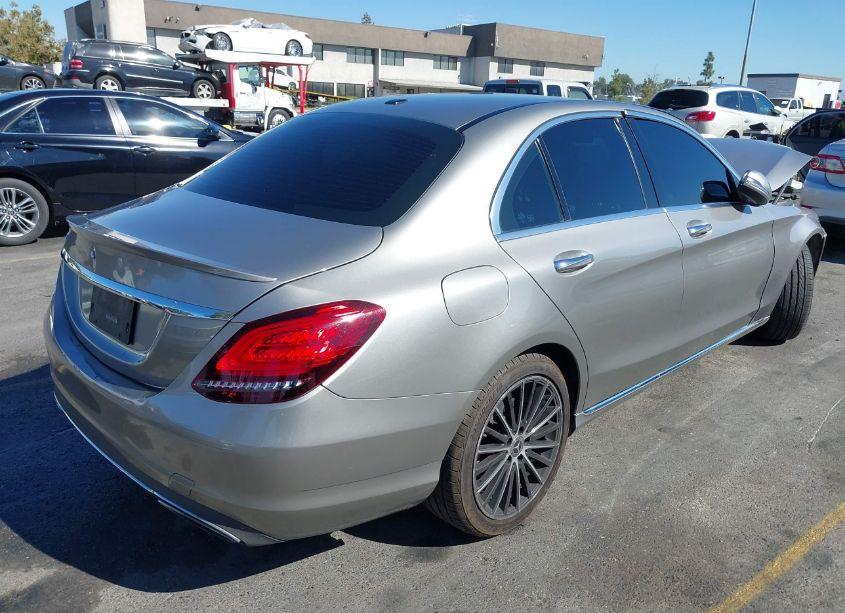 Photo 4 of 2019 Mercedes-benz C 300 (VIN 55SWF8DB8KU300701)