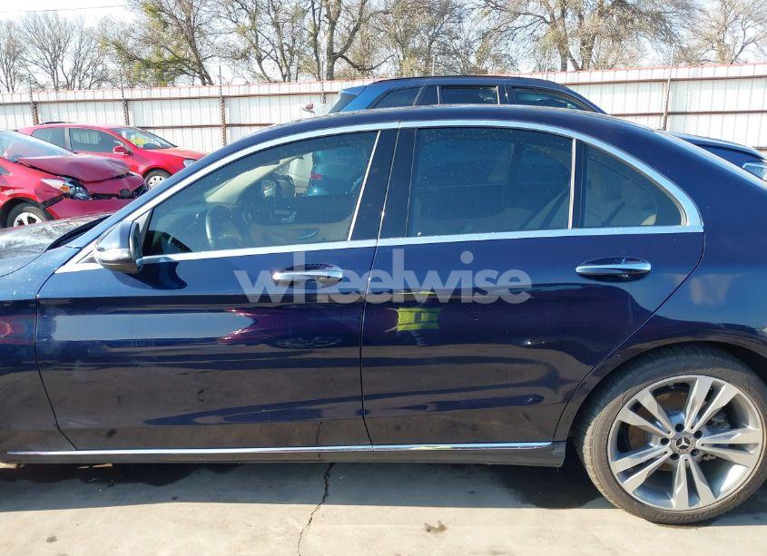 Photo 15 of 2019 Mercedes-benz C 300 (VIN 55SWF8DB8KU307499)