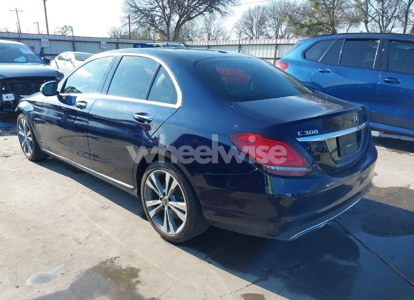 Photo 3 of 2019 Mercedes-benz C 300 (VIN 55SWF8DB8KU307499)