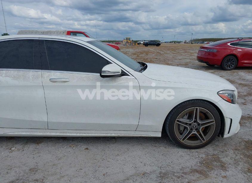 Photo 12 of 2019 Mercedes-benz C 300 (VIN 55SWF8DB9KU302165)