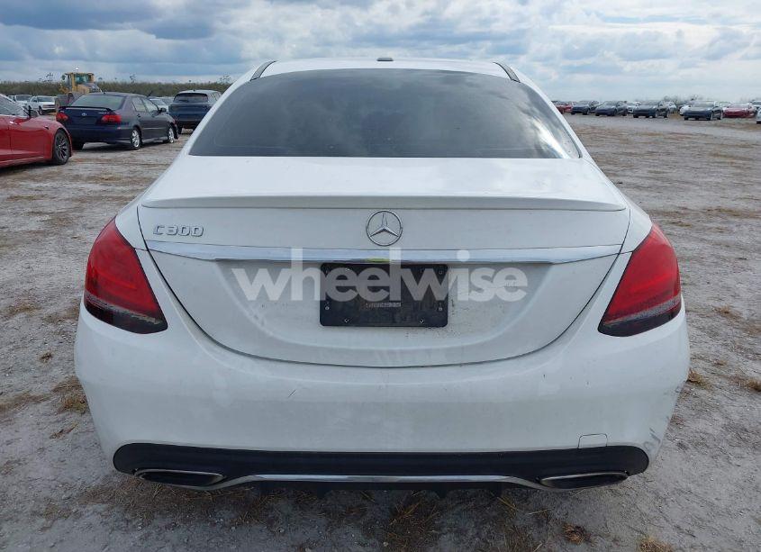 Photo 15 of 2019 Mercedes-benz C 300 (VIN 55SWF8DB9KU302165)