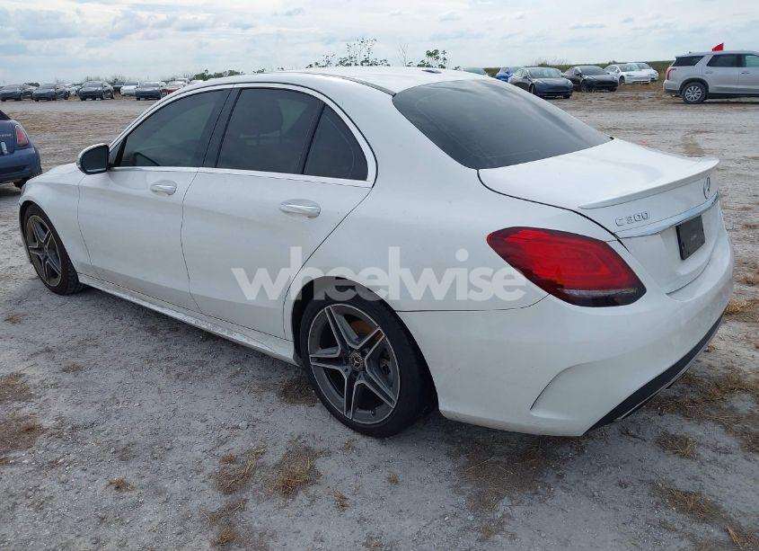 Photo 3 of 2019 Mercedes-benz C 300 (VIN 55SWF8DB9KU302165)