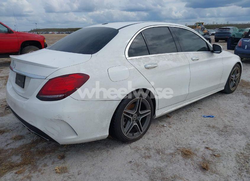 Photo 4 of 2019 Mercedes-benz C 300 (VIN 55SWF8DB9KU302165)