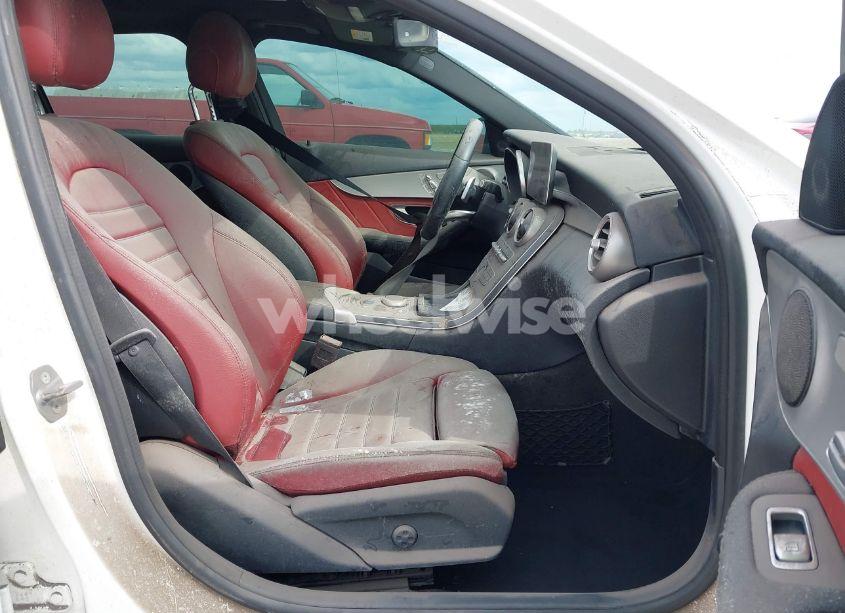 Photo 5 of 2019 Mercedes-benz C 300 (VIN 55SWF8DB9KU302165)