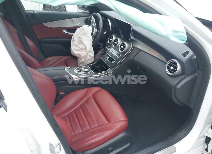 Photo 5 of 2019 Mercedes-benz C 300 (VIN 55SWF8DB9KU308385)