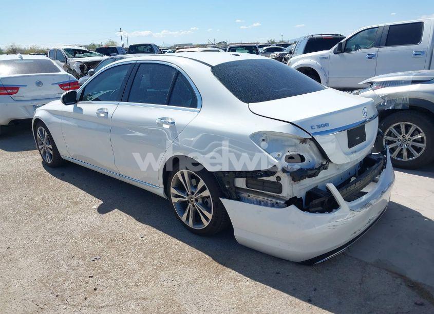 Photo 3 of 2019 Mercedes-benz C 300 (VIN 55SWF8DBXKU298367)