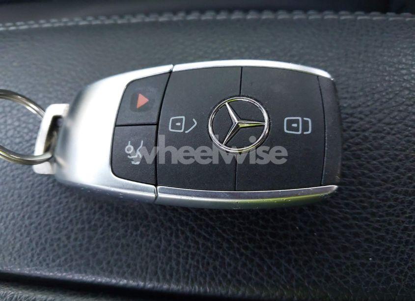 Photo 11 of 2019 Mercedes-benz C 300 (VIN 55SWF8DBXKU318844)