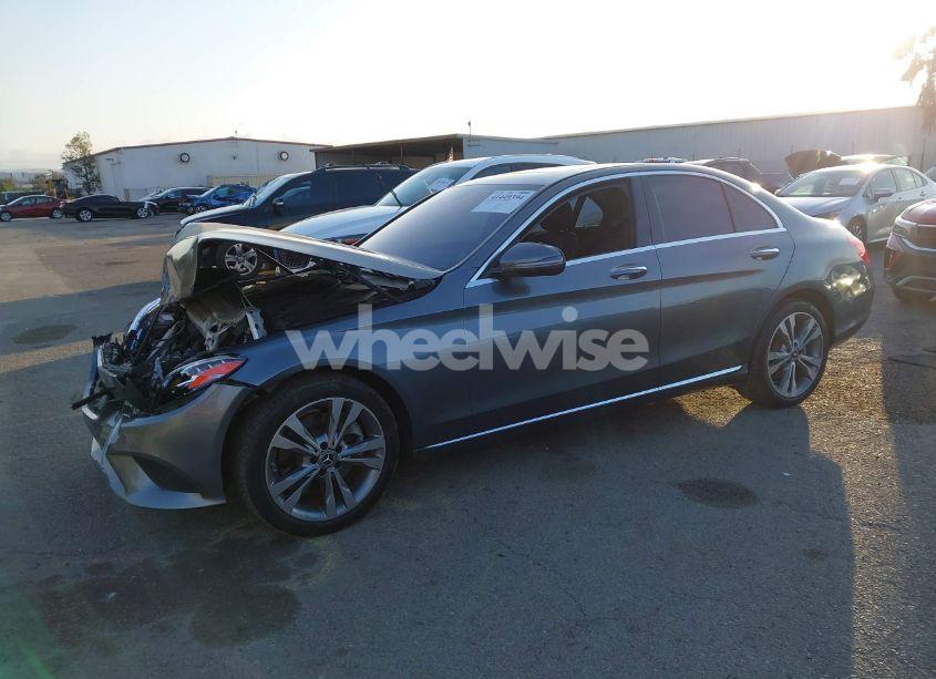Photo 2 of 2019 Mercedes-benz C 300 (VIN 55SWF8DBXKU318844)