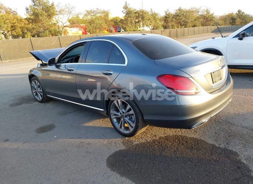 Photo 3 of 2019 Mercedes-benz C 300 (VIN 55SWF8DBXKU318844)