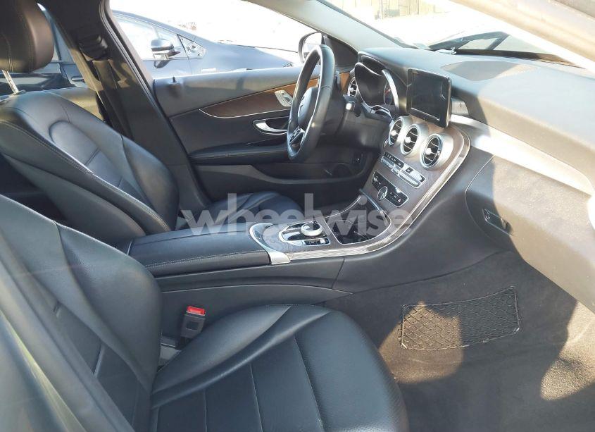 Photo 5 of 2019 Mercedes-benz C 300 (VIN 55SWF8DBXKU318844)