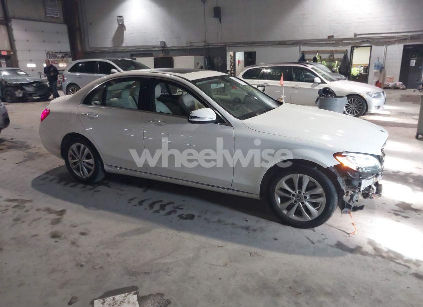 2019 Mercedes-benz C 300 4MATIC (VIN 55SWF8EB0KU286808) main photo