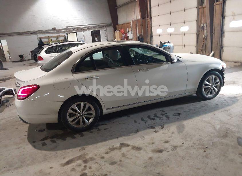 Photo 4 of 2019 Mercedes-benz C 300 4MATIC (VIN 55SWF8EB0KU286808)