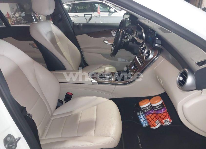 Photo 5 of 2019 Mercedes-benz C 300 4MATIC (VIN 55SWF8EB0KU286808)