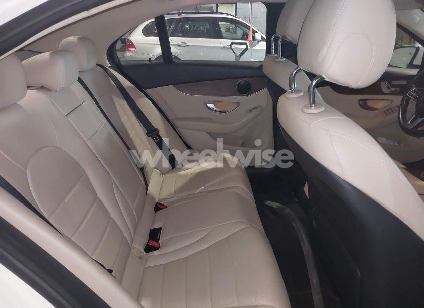 Photo 8 of 2019 Mercedes-benz C 300 4MATIC (VIN 55SWF8EB0KU286808)