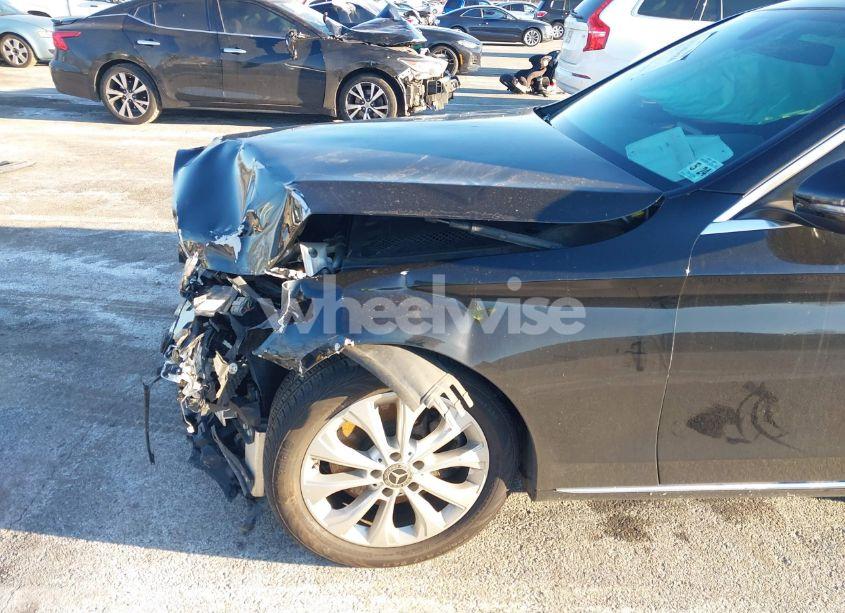 Photo 6 of 2019 Mercedes-benz C 300 4MATIC (VIN 55SWF8EB1KU305740)