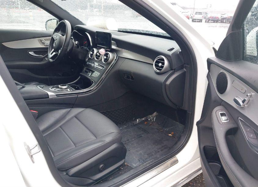 Photo 5 of 2019 Mercedes-benz C 300 4MATIC (VIN 55SWF8EB1KU318374)