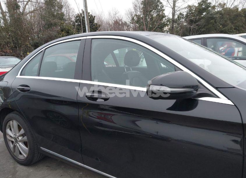 Photo 13 of 2019 Mercedes-benz C 300 4MATIC (VIN 55SWF8EB4KU296662)