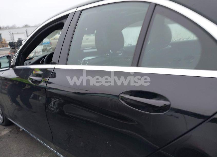 Photo 14 of 2019 Mercedes-benz C 300 4MATIC (VIN 55SWF8EB4KU296662)