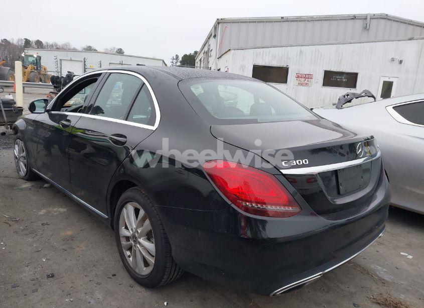 Photo 3 of 2019 Mercedes-benz C 300 4MATIC (VIN 55SWF8EB4KU296662)