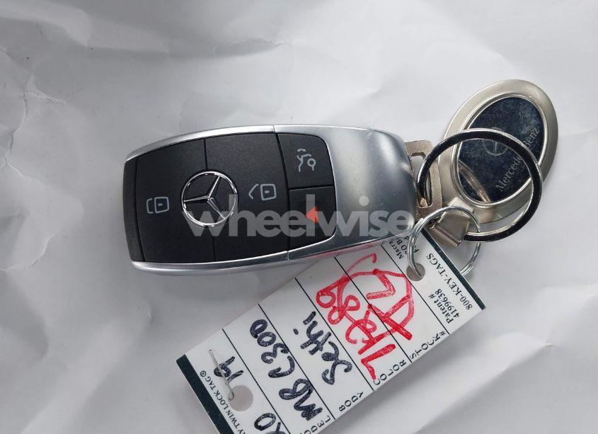 Photo 11 of 2019 Mercedes-benz C 300 4MATIC (VIN 55SWF8EB5KU303344)