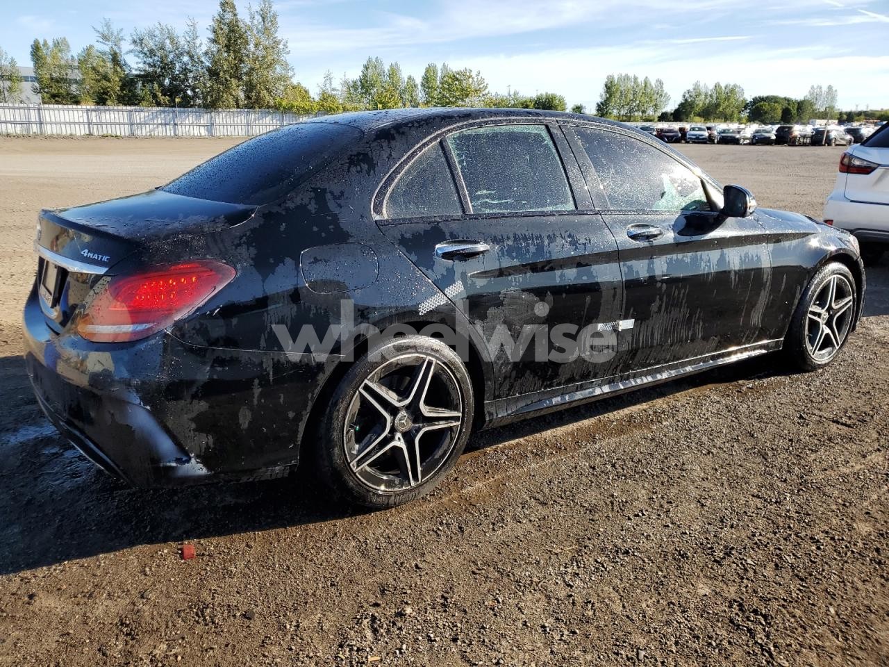 Photo 3 of 2020 MERCEDES-BENZ C 300 4MATIC (VIN 55SWF8EB6LU331610)