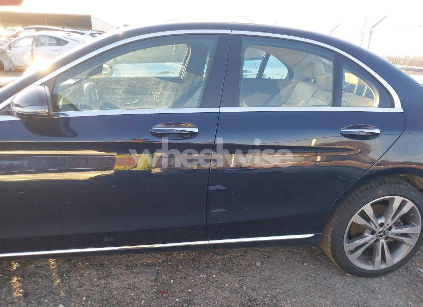 Photo 15 of 2019 Mercedes-benz C 300 4MATIC (VIN 55SWF8EB7KU287115)